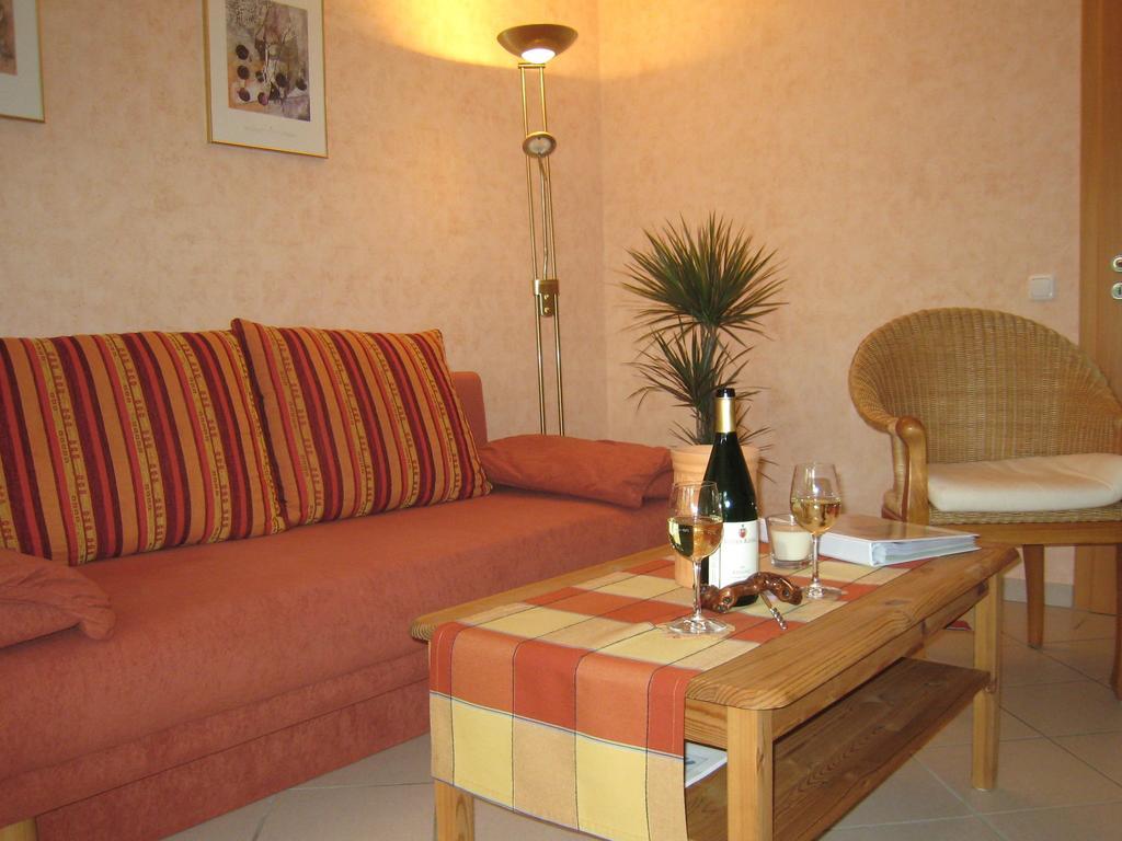 Sch Ne Wohnung In Der Moselregion Kinheim Ngoại thất bức ảnh