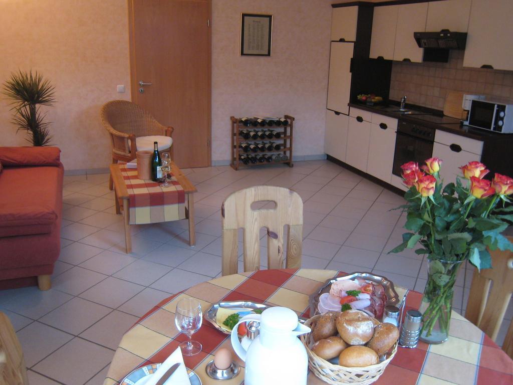Sch Ne Wohnung In Der Moselregion Kinheim Ngoại thất bức ảnh